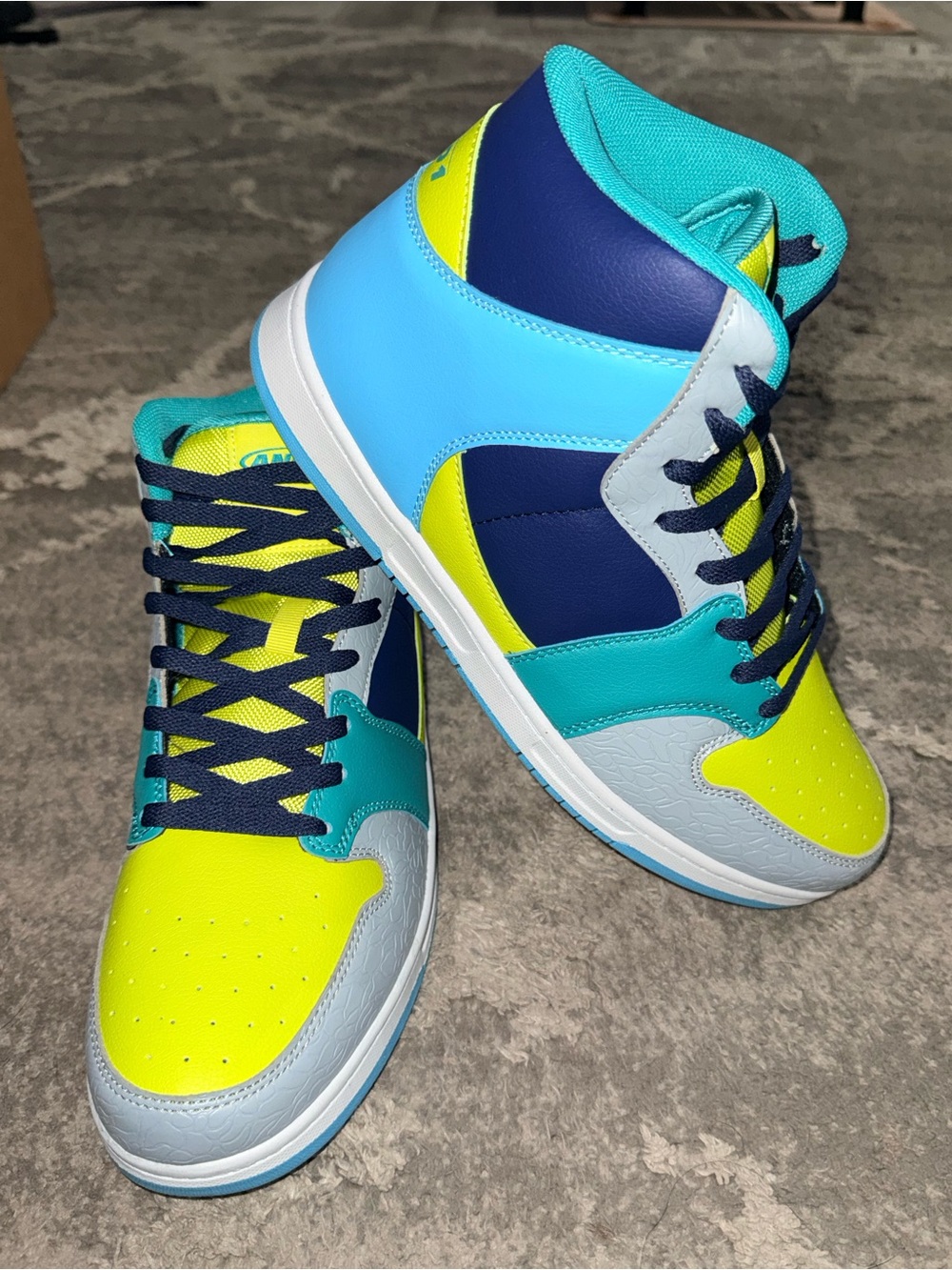 AND1 Slam Mid TPR Basketball Shoes Men’s 10 NIB